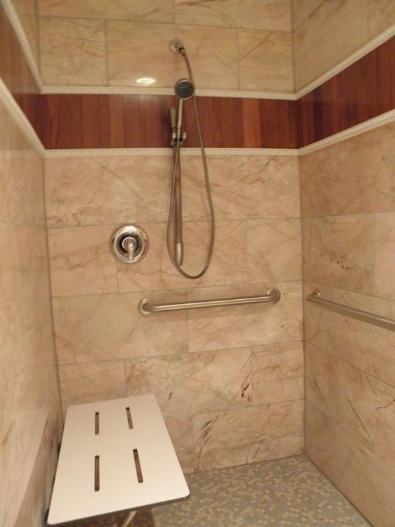 Dover Garden Suites Habitación foto
