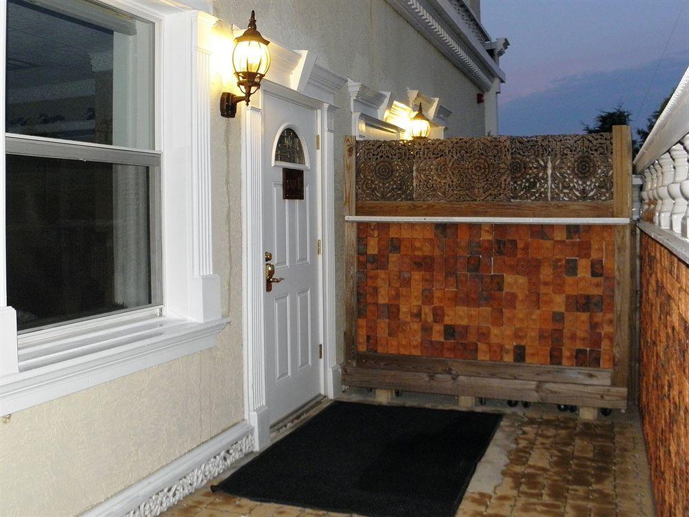 Dover Garden Suites Exterior foto