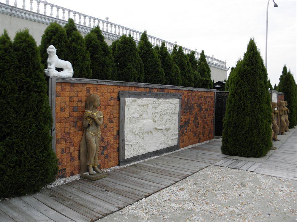 Dover Garden Suites Exterior foto